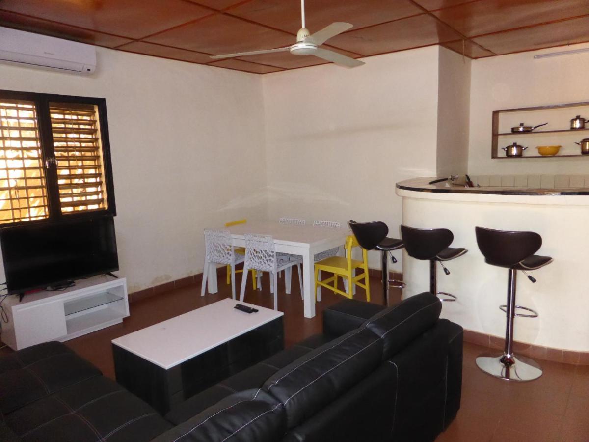 Bien Etre Villa Ouagadougou Exterior photo